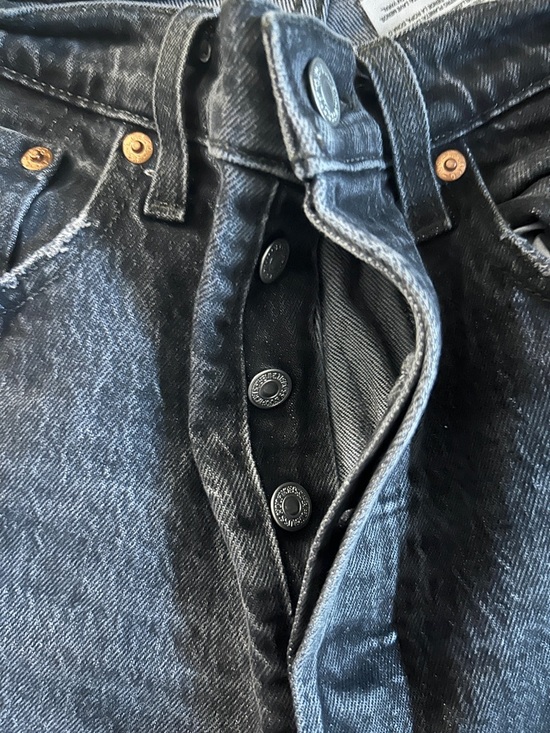 Levi's Women's Straight-Leg Jeans in Washed Black - Picture 4 of 7